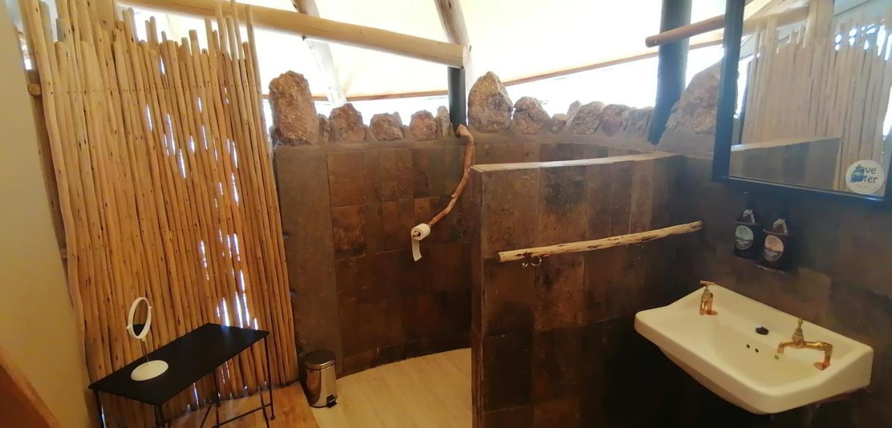 Ondudu Safari Lodge Omaruru Luaran gambar