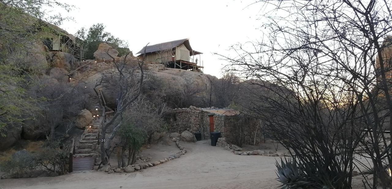 Ondudu Safari Lodge Omaruru Luaran gambar