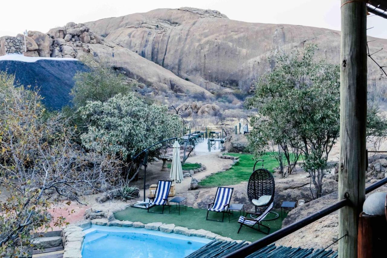 Ondudu Safari Lodge Omaruru Luaran gambar