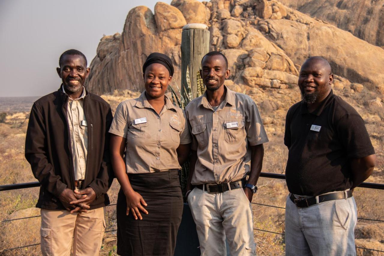 Ondudu Safari Lodge Omaruru Luaran gambar