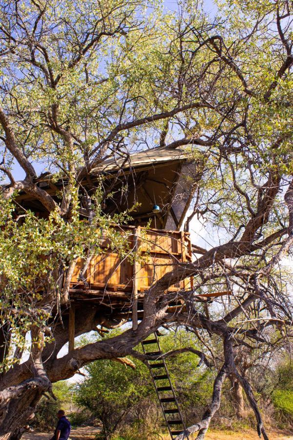 Ondudu Safari Lodge Omaruru Luaran gambar
