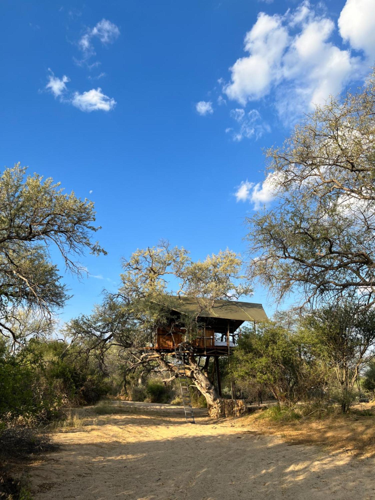 Ondudu Safari Lodge Omaruru Luaran gambar